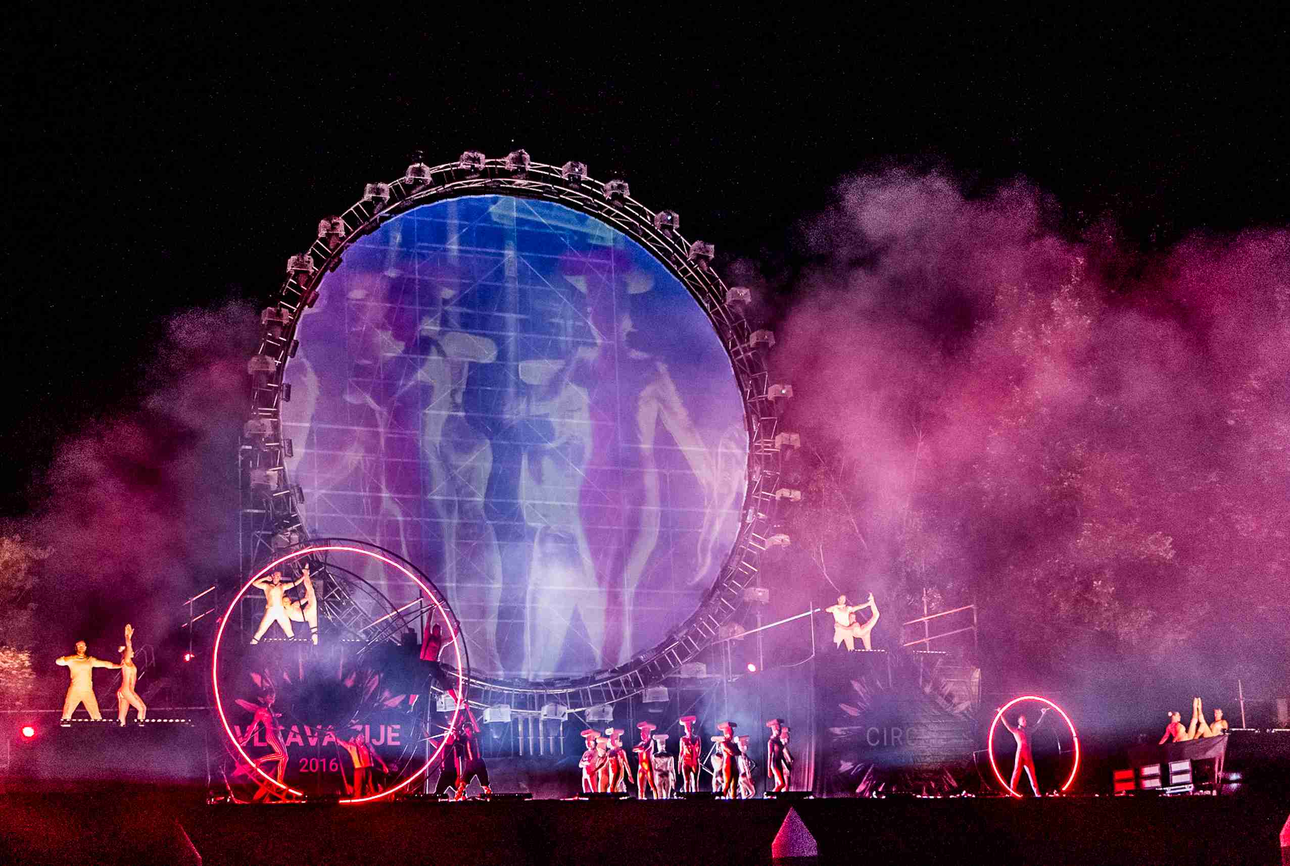 VLTAVA ŽIJE 2016 – SHOW CIRCLE